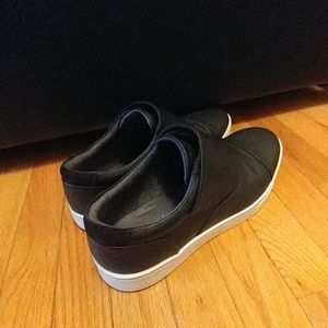 Calvin Klein Shoes 10.5